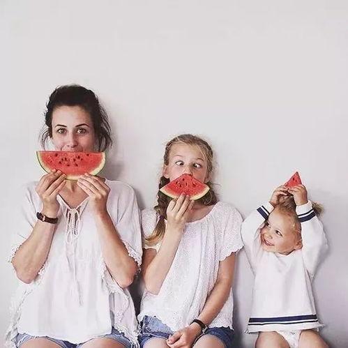 Russia妈妈 吃瓜,揭秘俄罗斯家庭生活点滴