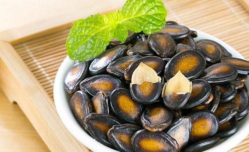 夏日应该吃瓜还是吃瓜子,瓜果飘香还是瓜子香脆？