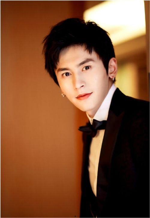 吃瓜组许凯,吃瓜组眼中的娱乐圈新宠