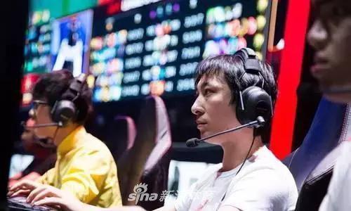 吃瓜二表哥,揭秘娱乐圈背后的那些事儿