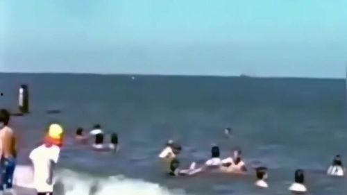 直升机吃瓜,空中瞰尽人间烟火