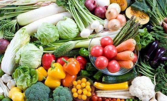 梦见同熟人吃瓜吃豆,与熟人共享瓜豆的温馨瞬间